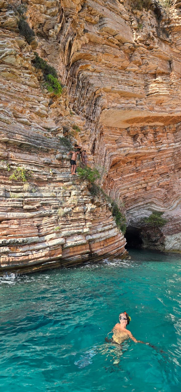 Přeprava motorek Saranda — fotka 12