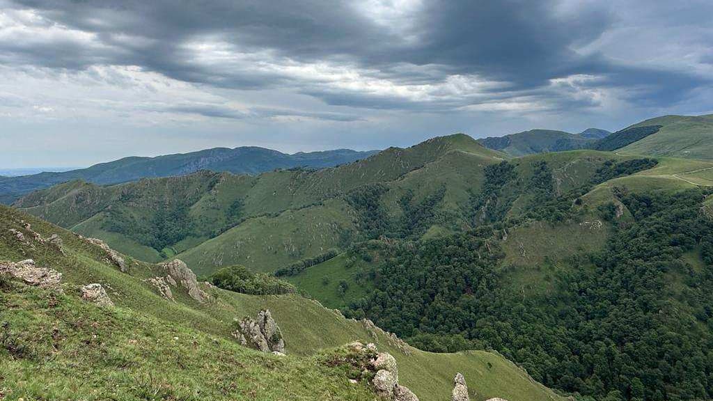 PYRENEJE – Z Barcelony napříč Pyrenejemi, Andorou přes Pamplonu až do San Sebastian a přes Lurdy zpět 2026